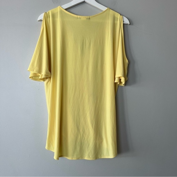 Jennie & Marlis Yellow V-Neck Drape Cold Shoulder Top Medium - Picture 2 of 7